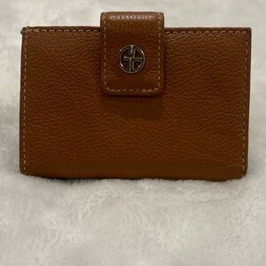 New Giani Bernini leather wallet has faux inside silver accents, color Cognac